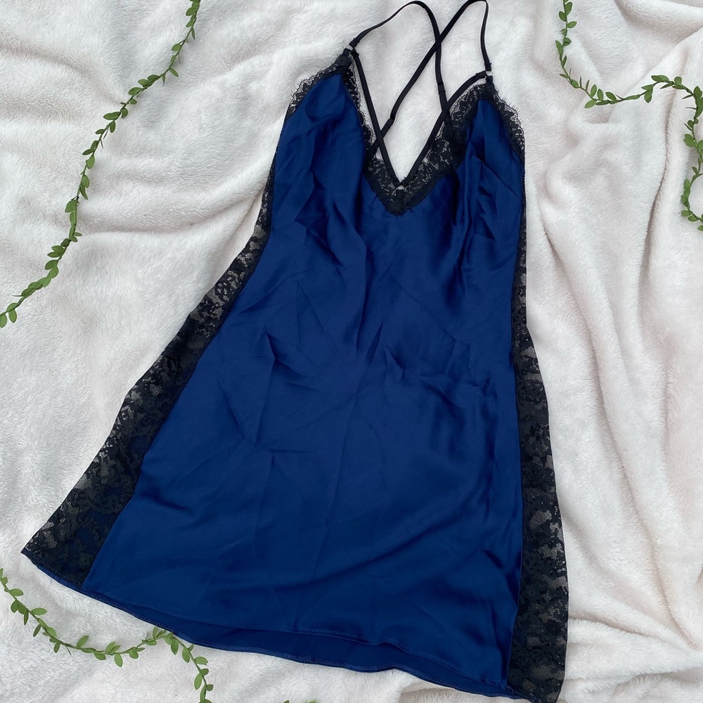 Victoria Secret Sapphire Slip